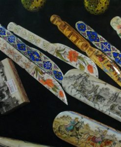 نقاشی روی استخوان