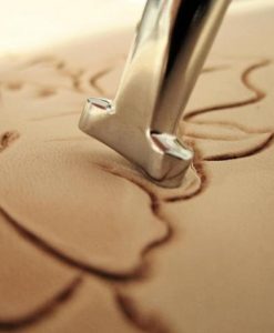 حکاکی روی چرم