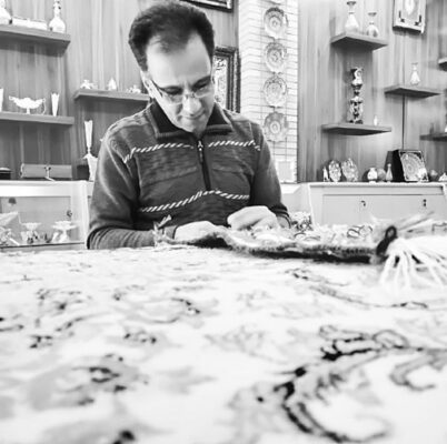 هادی کشاورز