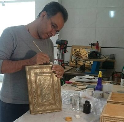 هادی کشاورز