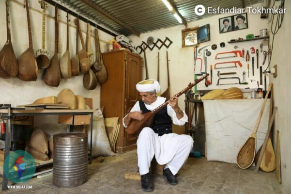 اسفندیار تخمکار علیایی