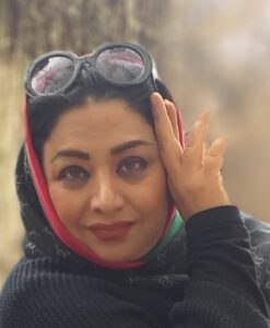 مینو رضاخانی