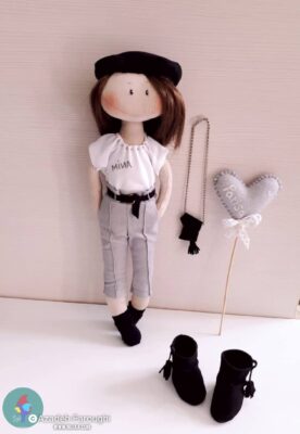 آزاده فاروقی